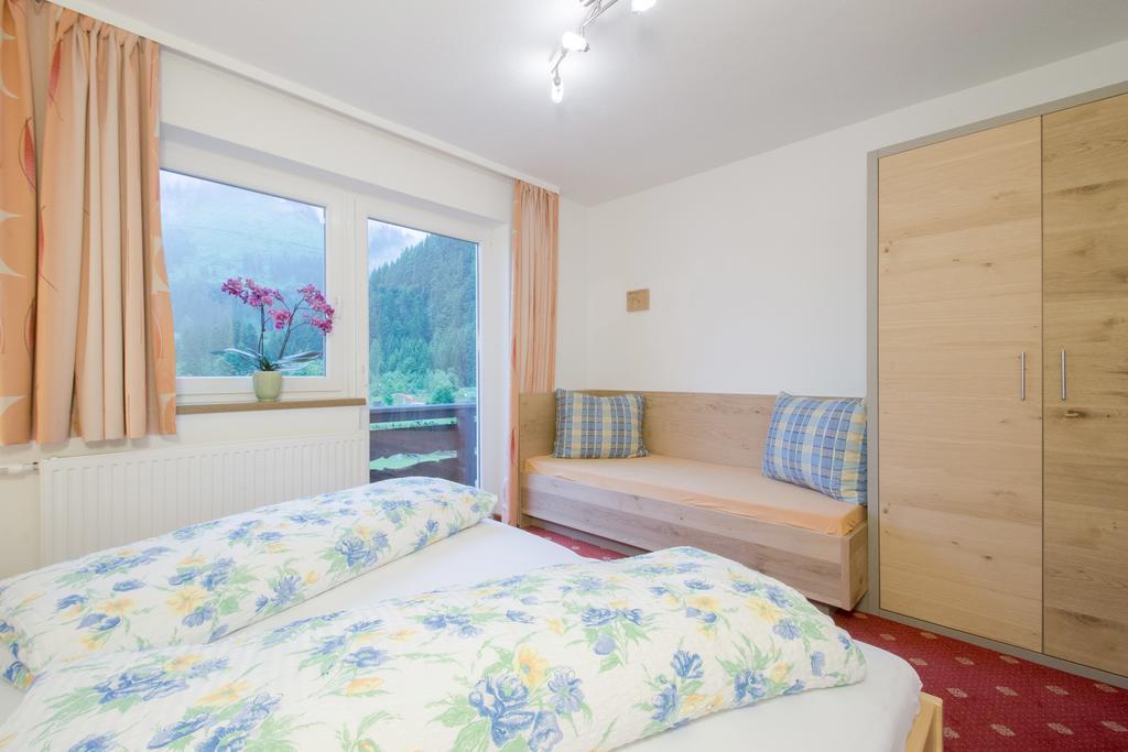 Ferienwohnung Pension Tirol Bichlbach Εξωτερικό φωτογραφία