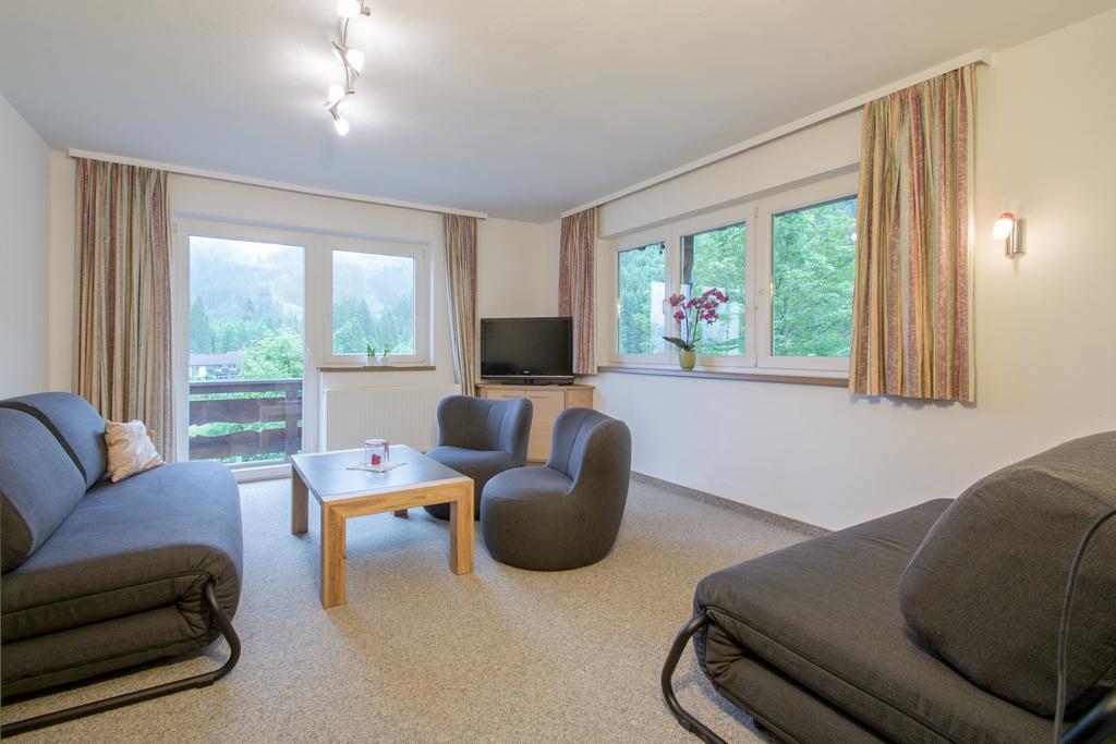 Ferienwohnung Pension Tirol Bichlbach Εξωτερικό φωτογραφία